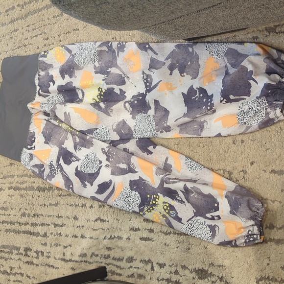 Lululemon Om Pant Mini Art Pop White Multi / Slate - Picture 8 of 11